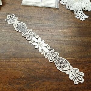 Vintage Applique Lacy Piece 15"